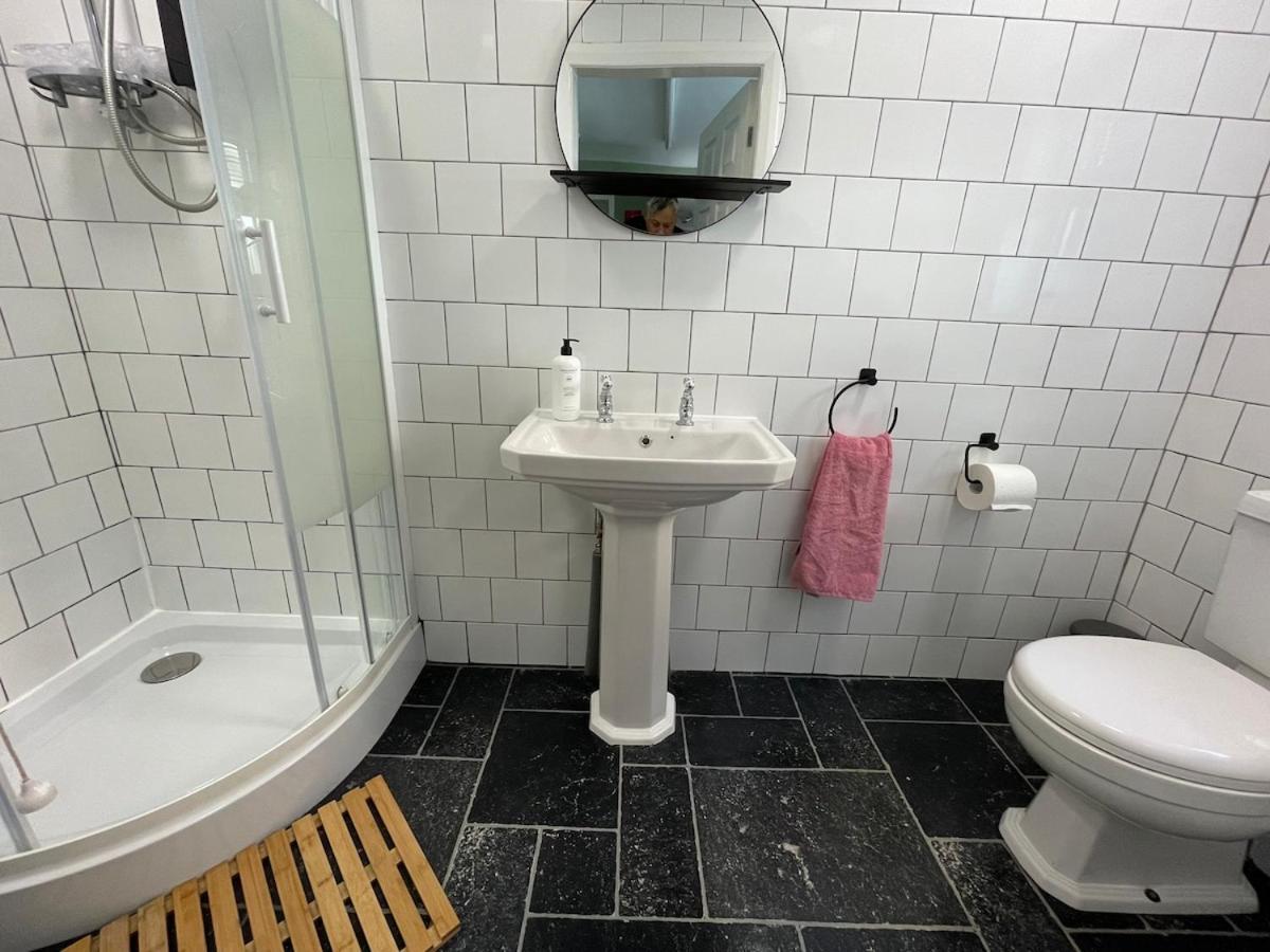 Marine View - Dog Friendly Apartment 500Ft From Beach Bridlington Buitenkant foto